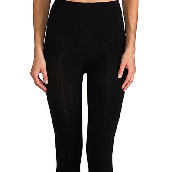Spanx Pants - NEW SPANX Solid black Look At Me Now Legging seaml
